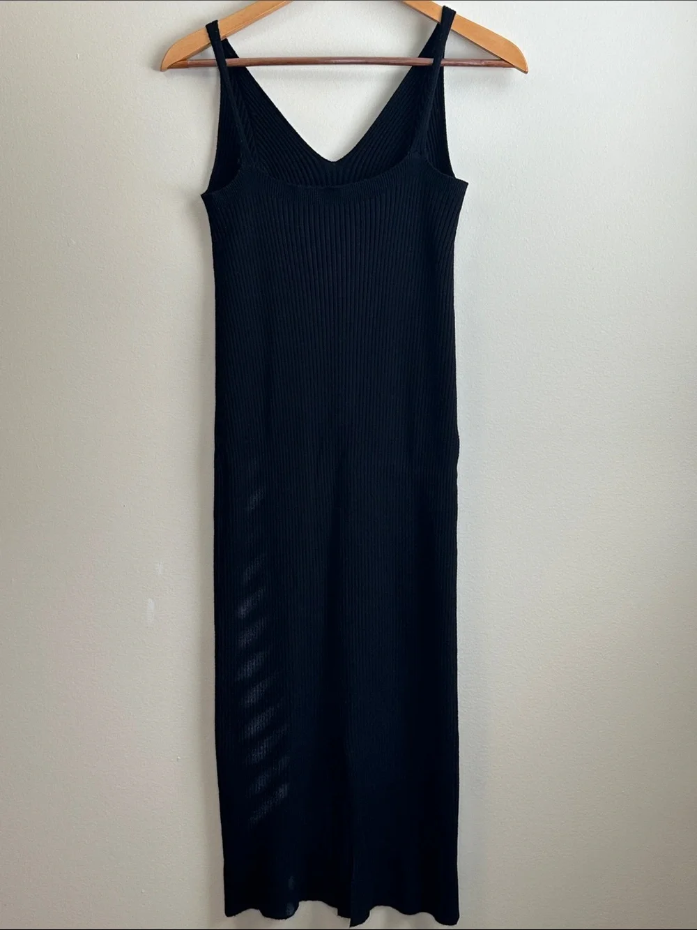 Black Ribbed V-Neck Midi Dress - Women Size Small
